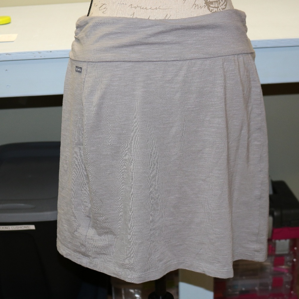 NWOT Columbia Skirt